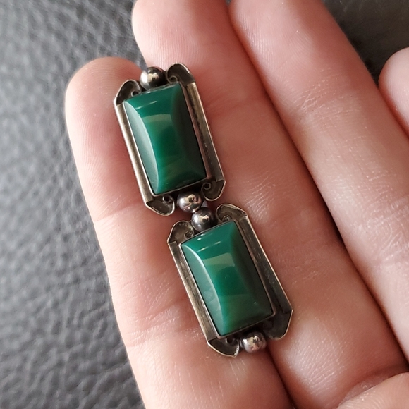 VTG sterling silver screw-back earrings - Picture 3 of 6